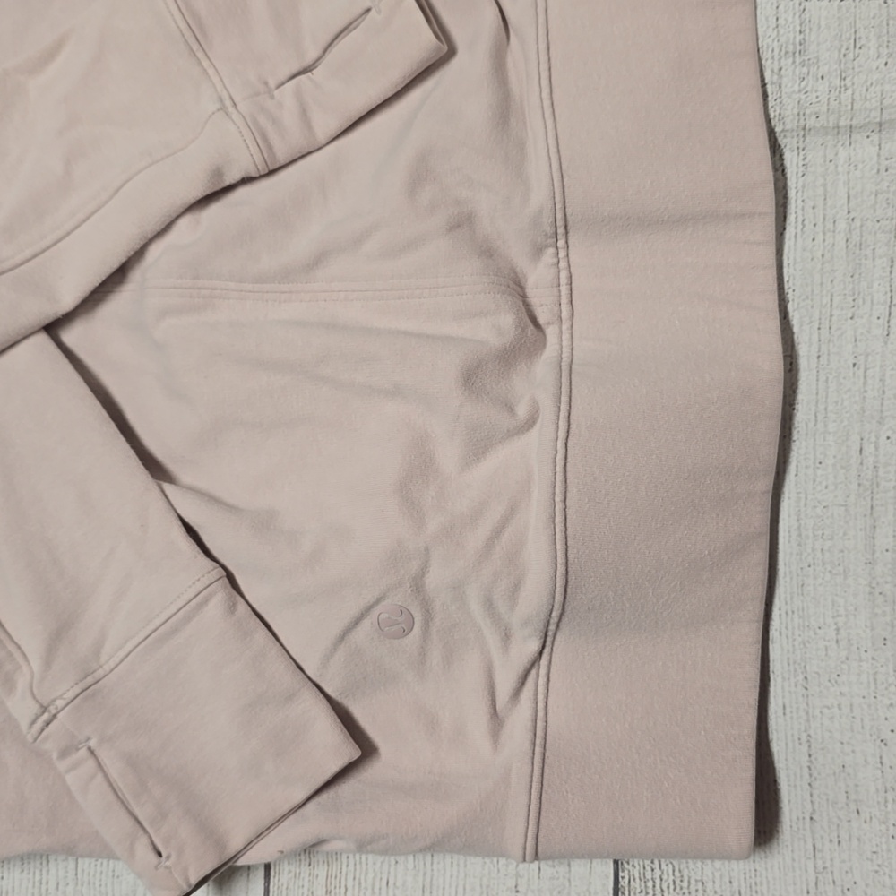 Lululemon Go Forward Pullover Porcelain Pink size 2 - Picture 10 of 10